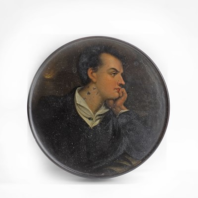 Lot 231 - A 'Lord Byron' snuffbox