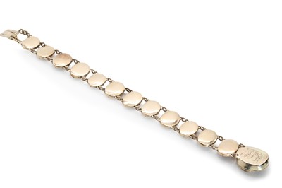 Lot 4 - A Georgian hardstone panel bracelet with a memorial clasp