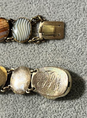Lot 4 - A Georgian hardstone panel bracelet with a memorial clasp