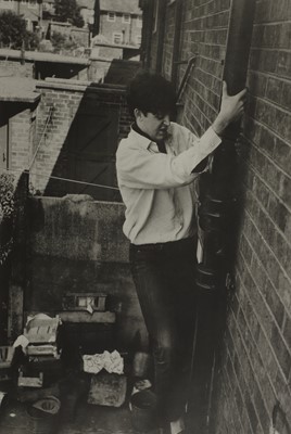Lot 200 - Mike McCartney (b.1944)