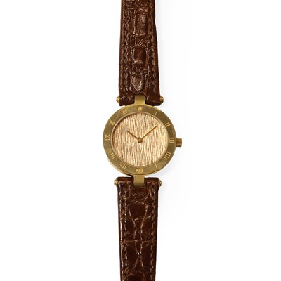 Lot 35Q - An 18ct gold Clogau quartz strap watch