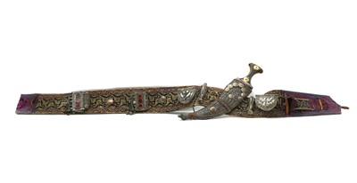 Lot 372 - An Omani khanjar and belt