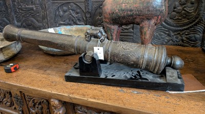 Lot 131 - A bronze signal cannon