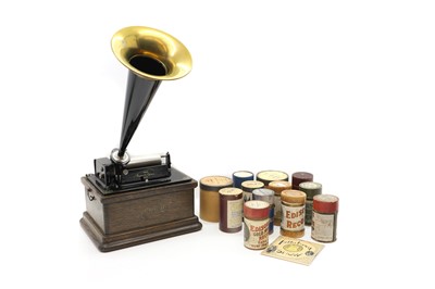 Lot 393 - An Edison Fireside Model A Combination type phonograph