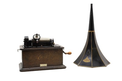 Lot 394 - An Edison Standard phonograph