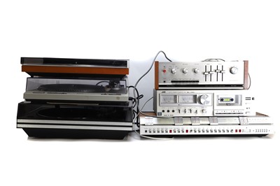 Lot 391 - A music system