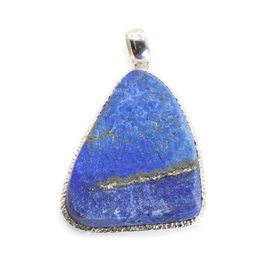 Lot 1278 - A lapis lazuli pendant