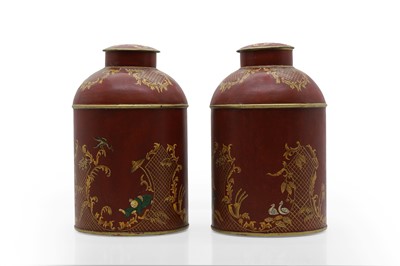 Lot 357 - A pair of Japanned toleware tea canisters and covers