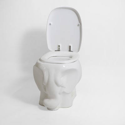 Lot 497 - A porcelain 'elephant' toilet bowl