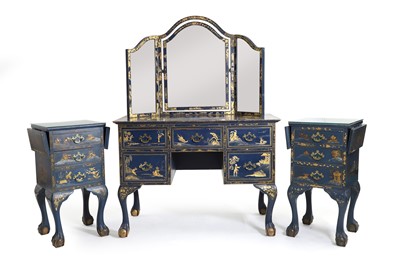 Lot 419 - A chinoiserie dressing chest