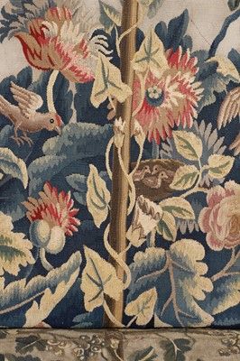 Lot 392 - A George I walnut shepherd's crook armchair