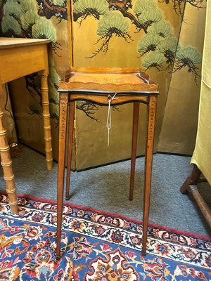 Lot 427 - A George III satinwood, sycamore and amaranth kettle stand