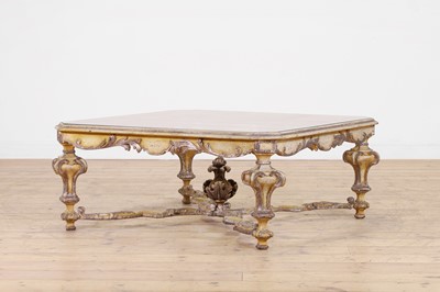 Lot 449 - A painted and parcel-gilt wooden low table