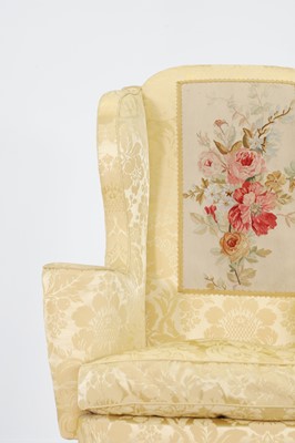 Lot 448 - A George I walnut and beech wing armchair