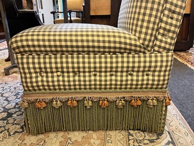 Lot 420 - A pair of side chairs by Kingcome