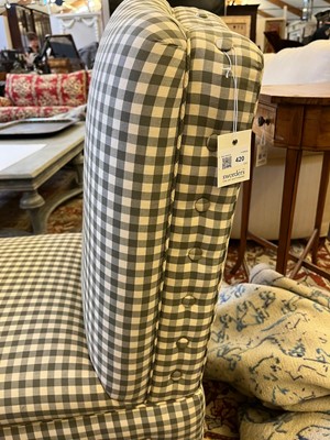 Lot 420 - A pair of side chairs by Kingcome