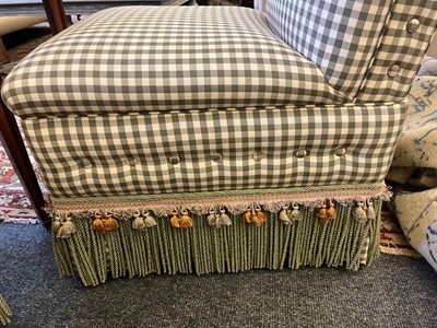 Lot 420 - A pair of side chairs by Kingcome