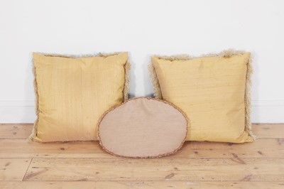 Lot 412 - A pair of wool and silk tapestry cushions