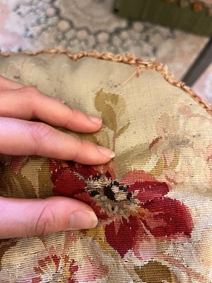 Lot 412 - A pair of wool and silk tapestry cushions