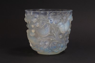 Lot 149 - René Lalique (French, 1860-1945)