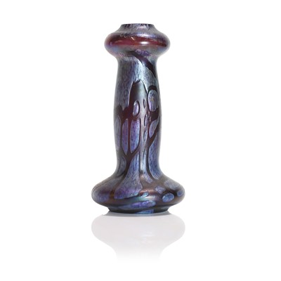 Lot 65 - An iridescent glass 'Pampas' vase