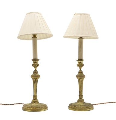 Lot 448 - A pair of giltwood table lamps