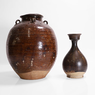 Lot 311 - A Korean brown-glazed vase