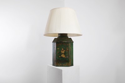 Lot 428 - A Victorian toleware table lamp