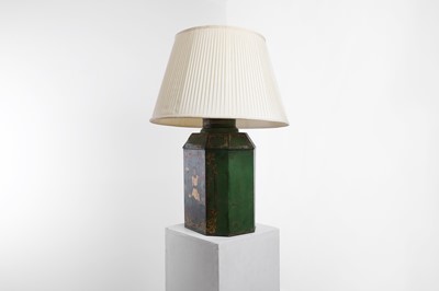 Lot 428 - A Victorian toleware table lamp
