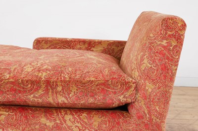 Lot 452 - An upholstered daybed