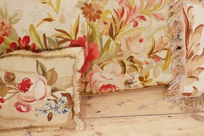 Lot 414 - A collection of seven Aubusson and Beauvais tapestry cushions