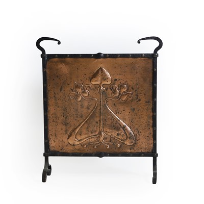 Lot 351 - An Arts and Crafts copper and wrought iron fire screen