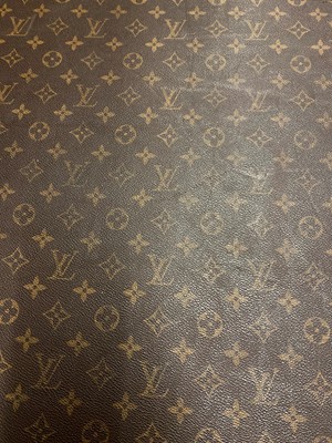 Lot 1547 - A Louis Vuitton monogrammed canvas 'Alzer 80' suitcase