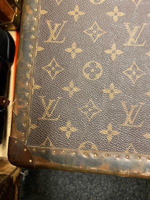 Lot 1547 - A Louis Vuitton monogrammed canvas 'Alzer 80' suitcase