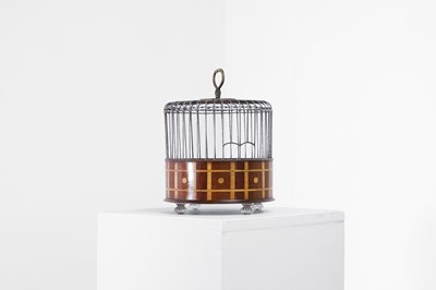 Lot 675 - A travelling birdcage