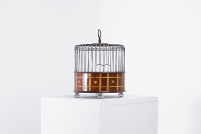 Lot 675 - A travelling birdcage