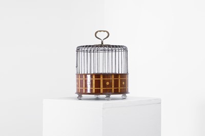 Lot 675 - A travelling birdcage