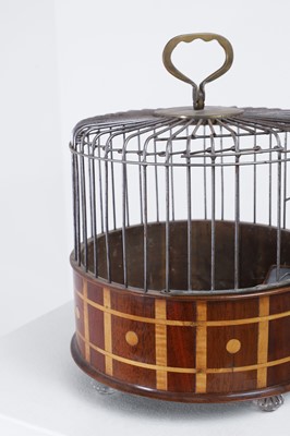 Lot 675 - A travelling birdcage