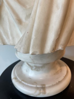 Lot 740 - A carved marble bust of a gentleman