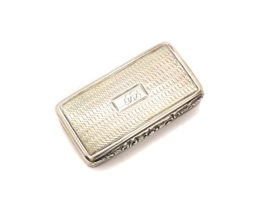 Lot 68 - A silver snuff box