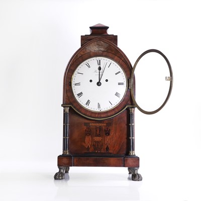 Lot 265 - A Regency mahogany bracket clock
