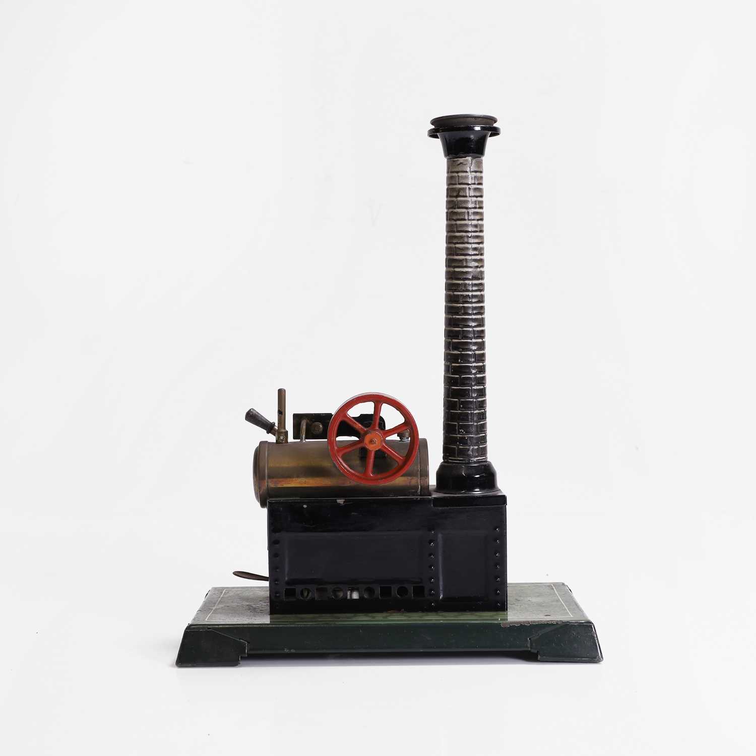 Lot 305 - A stationary spirit-fired live steam plant