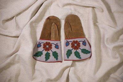 Lot A pair of Native American beaded hide mittens