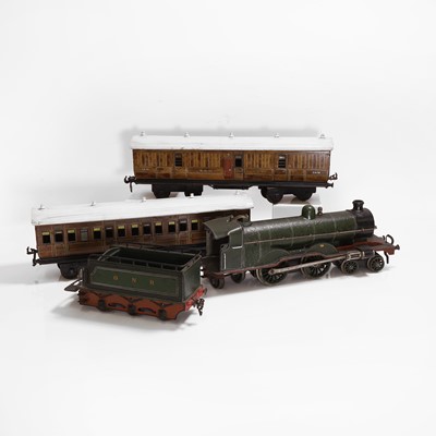 Lot 300 - A Gauge I Märklin tinplate 4-4-2 GNR clockwork locomotive