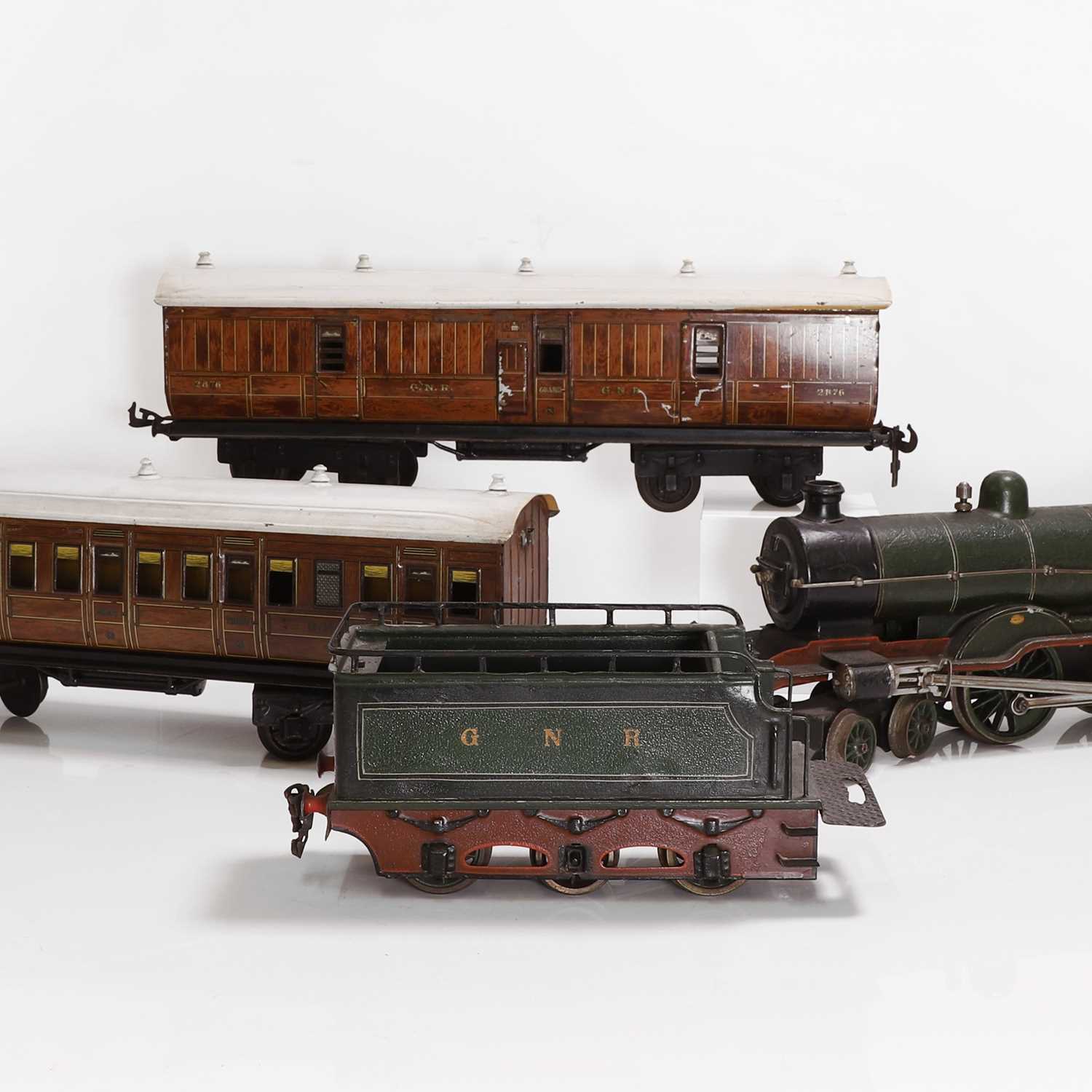 Lot 300 - A Gauge I Märklin tinplate 4-4-2 GNR clockwork locomotive