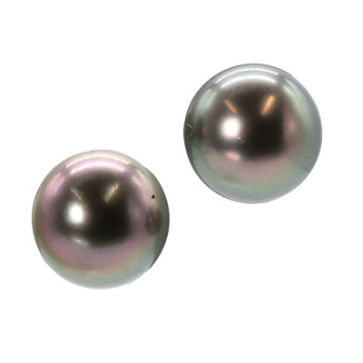 Lot 173 - A pair of Tahitian pearl stud earrings