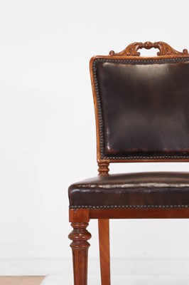 Lot 725 - A set of eight Victorian walnut dining chairs