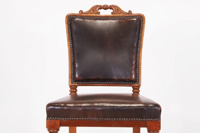 Lot 725 - A set of eight Victorian walnut dining chairs