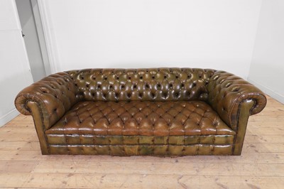 Lot 378 - A Victorian-style chesterfield sofa