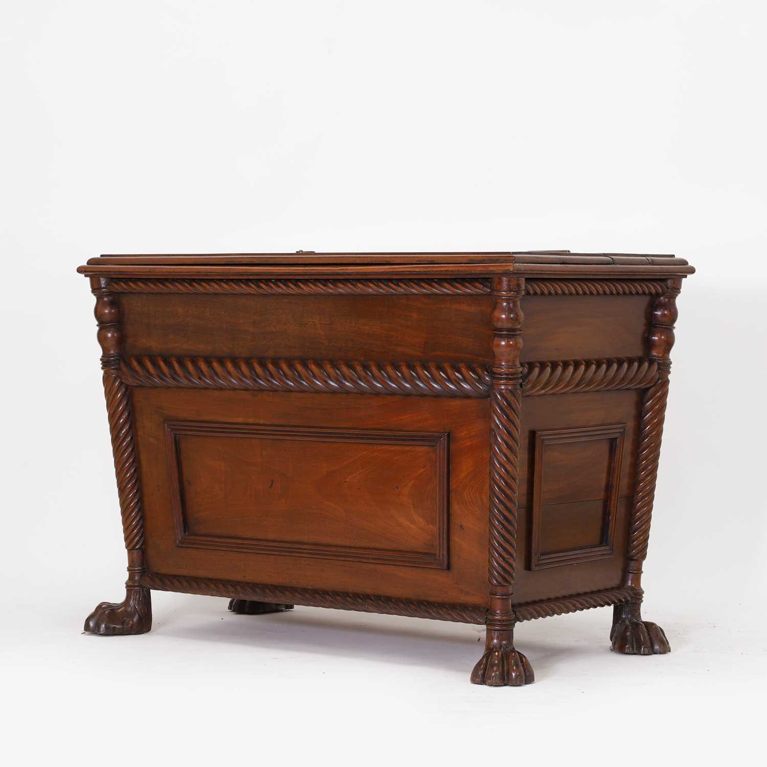 Lot A Regency mahogany peat chest